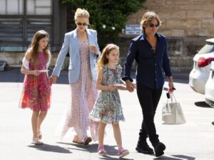 Nicole Kidman con sus hijos